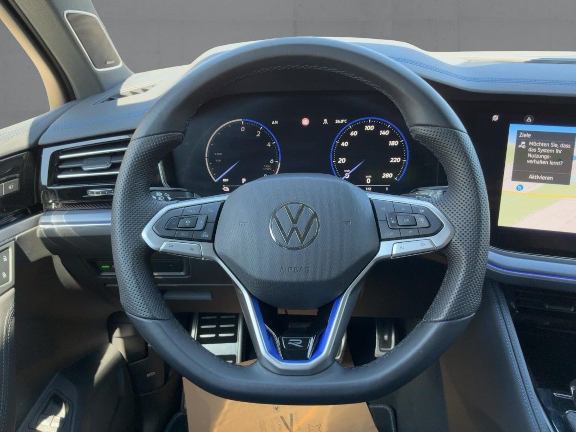 Volkswagen Touareg R