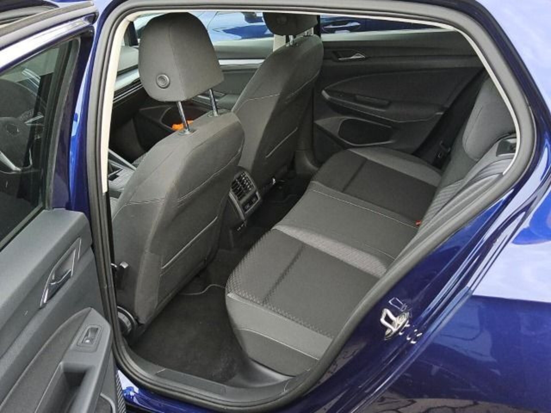 Volkswagen Golf Active