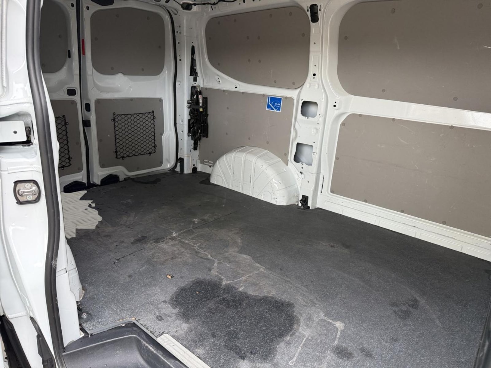 Volkswagen Transporter Kasten kurzer Radstand – Bild 15