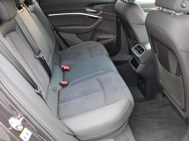 Image about Audi Q8 Sportback e-tron 55 e-tron S line