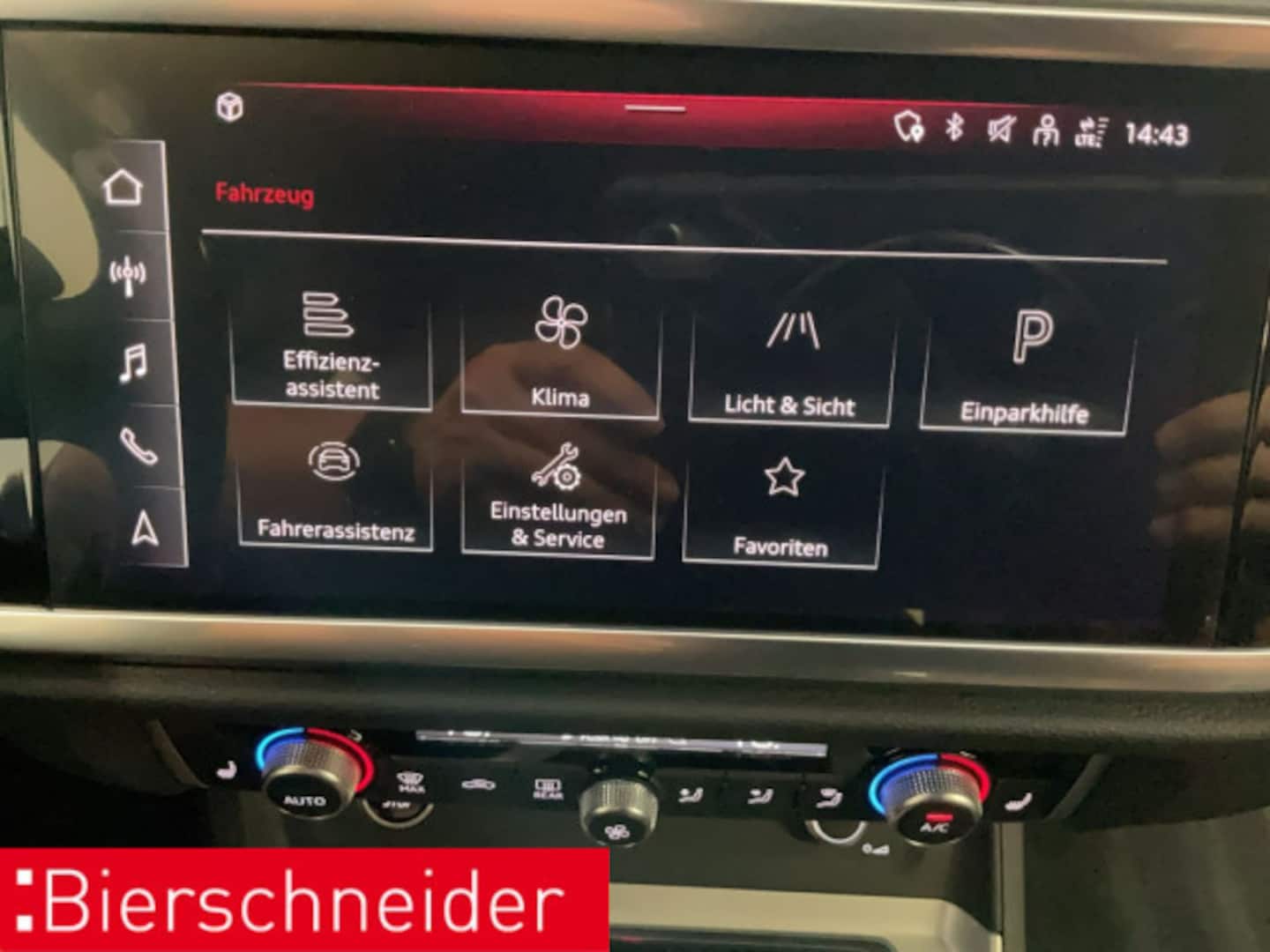 Bild über Audi Q3 S line 35 TDI S tronic - für weitere Informationen kontaktieren Sie den Audi Partner