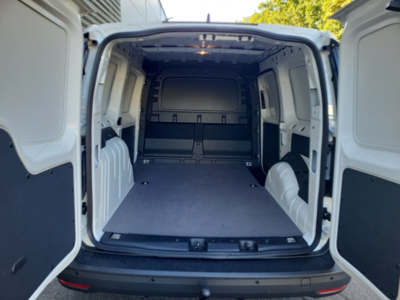 Volkswagen Caddy Maxi Cargo – Bild 16