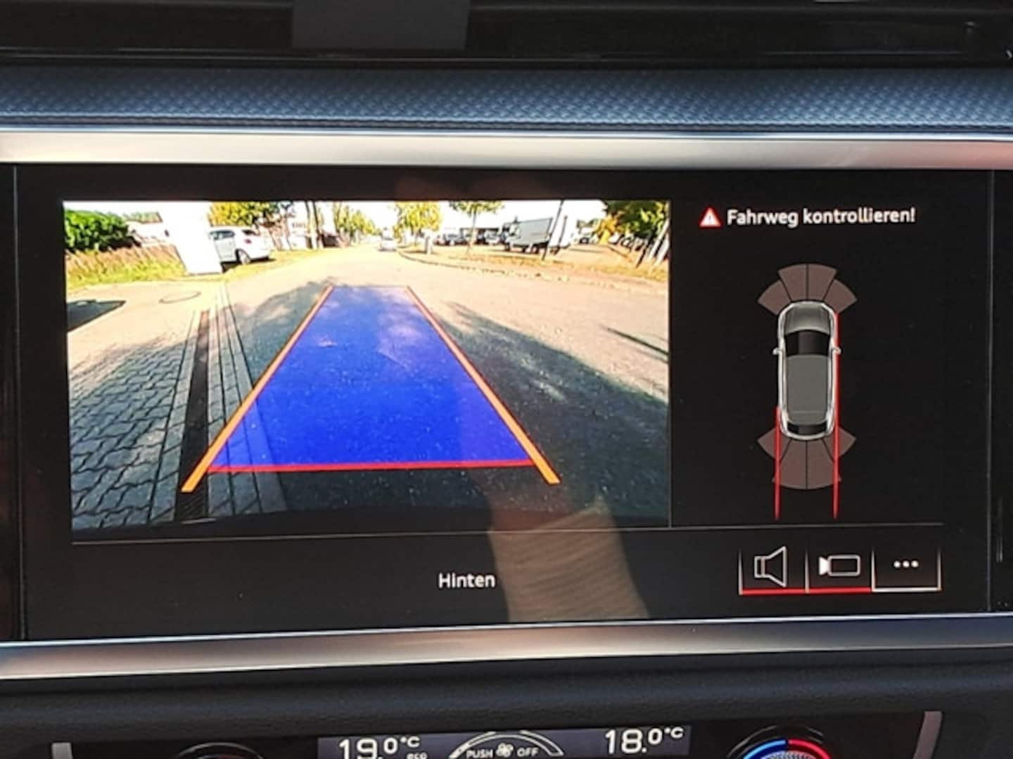 Bild über Audi Q3 Sportback S line 40 TDI quattro S tronic - für weitere Informationen kontaktieren Sie den Audi Partner