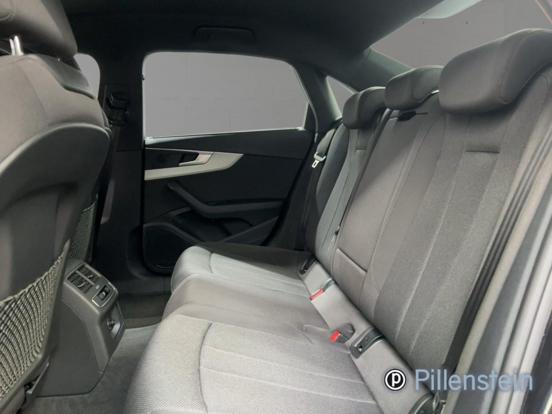 Audi A4 Limousine Advanced