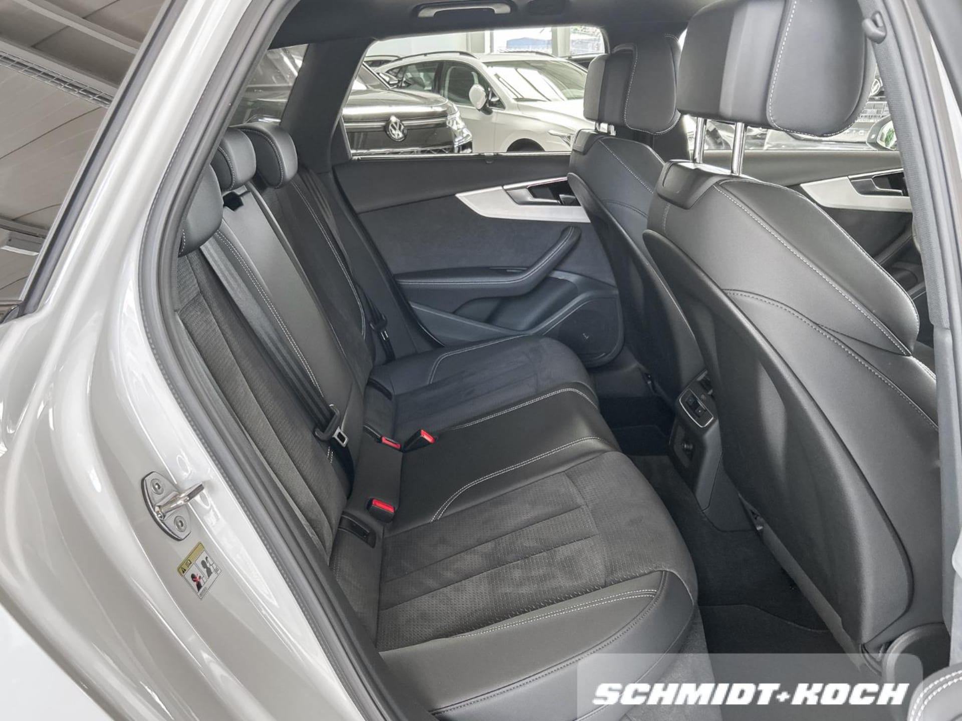 Audi A4 Avant S line