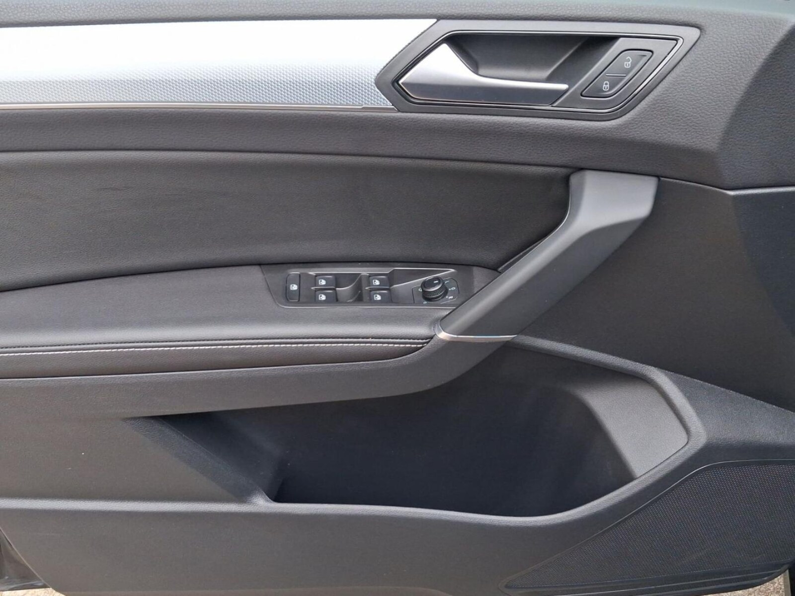 Volkswagen Touran – Bild 7