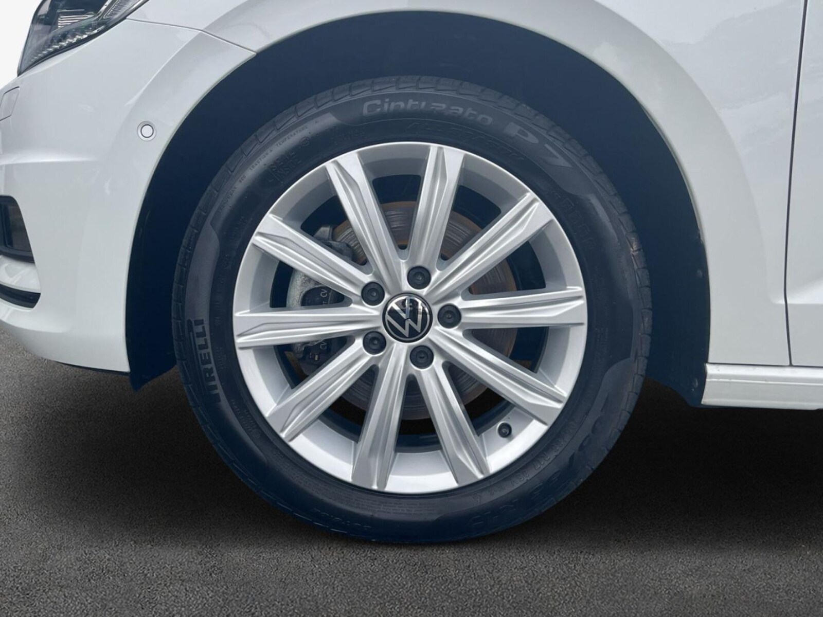 Volkswagen Touran – Bild 7