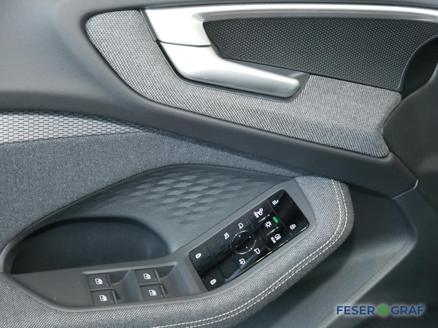 Bild über Audi A5 Limousine TDI 150 kW S tronic - für weitere Informationen kontaktieren Sie den Audi Partner