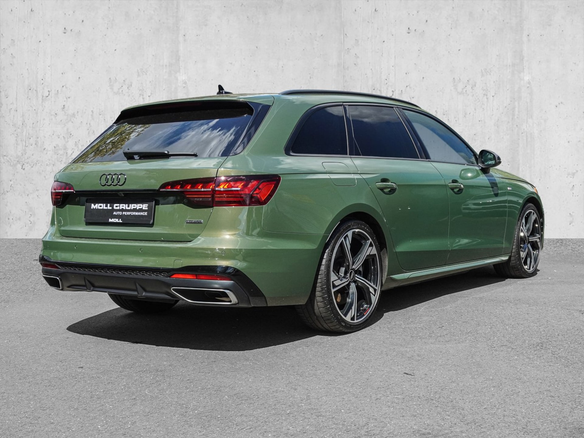 Audi A4 Avant S line