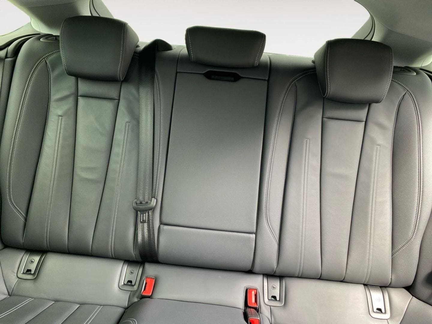 Bild über Audi A5 Sportback S line business 35 TDI S tronic - für weitere Informationen kontaktieren Sie den Audi Partner