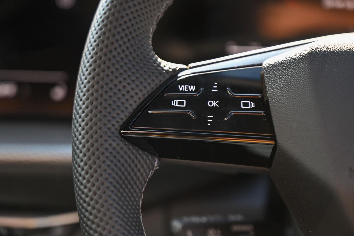 Image about Audi Q5 SUV e-hybrid quattro S tronic