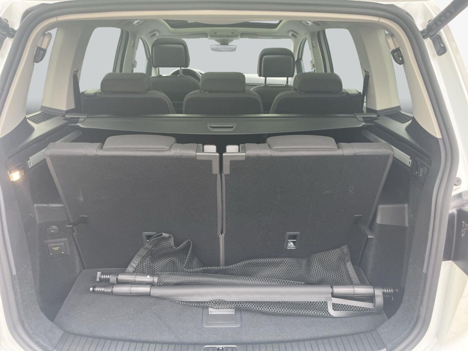 Volkswagen Touran – Bild 8