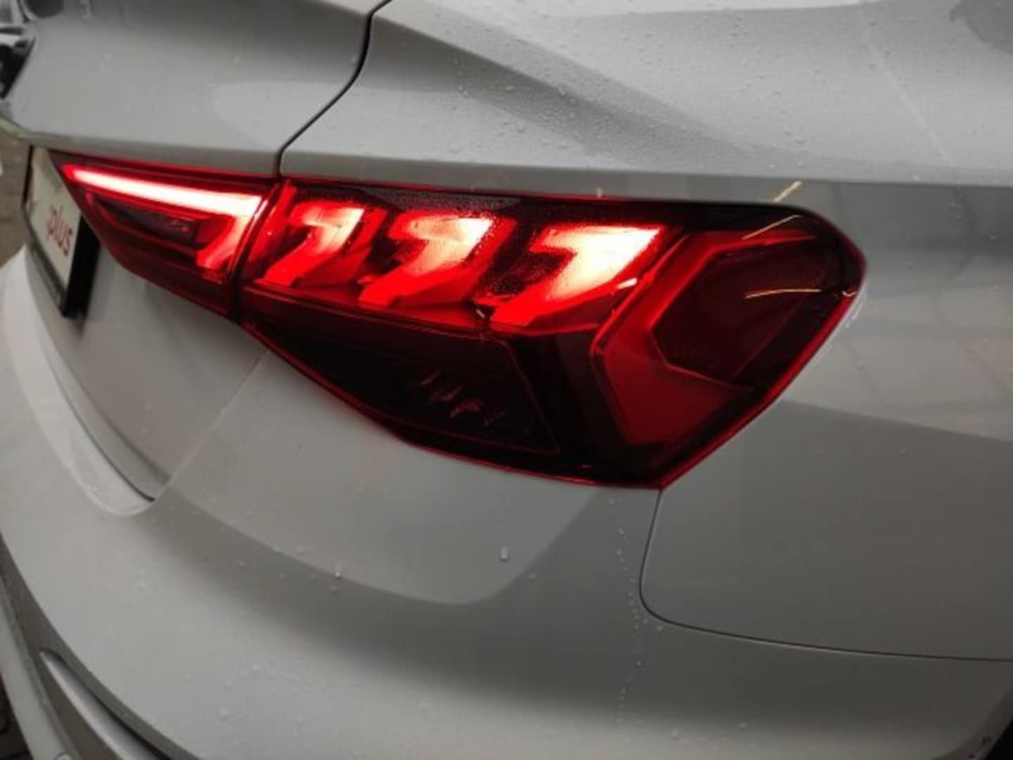Bild über Audi S3 Limousine TFSI quattro S tronic - für weitere Informationen kontaktieren Sie den Audi Partner