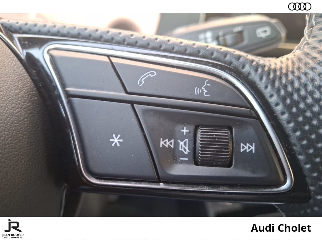 Image about Audi A4 Avant S Line 40 TDI quattro 150 kW (204 ch) S tronic