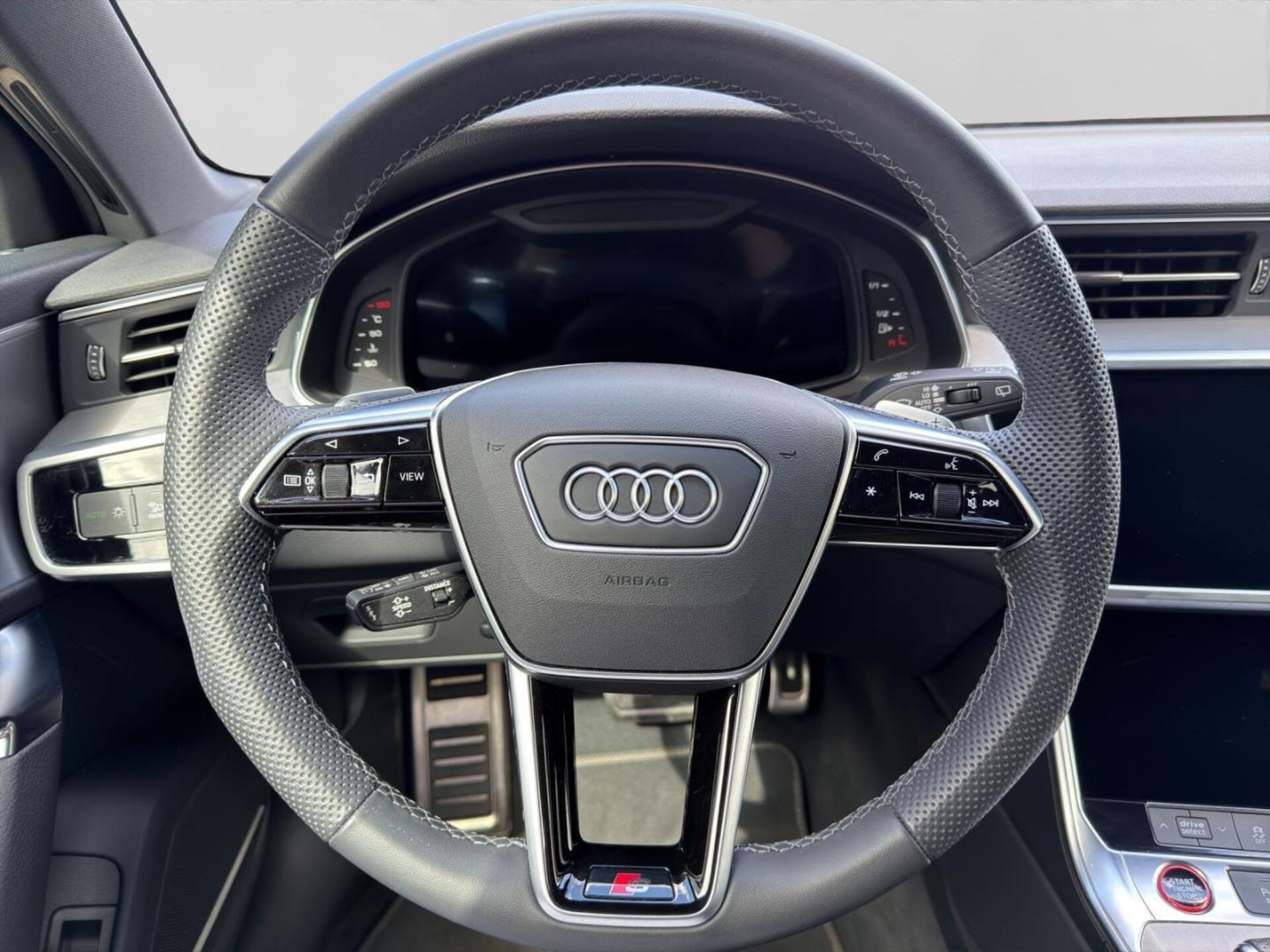 Audi S6 Avant