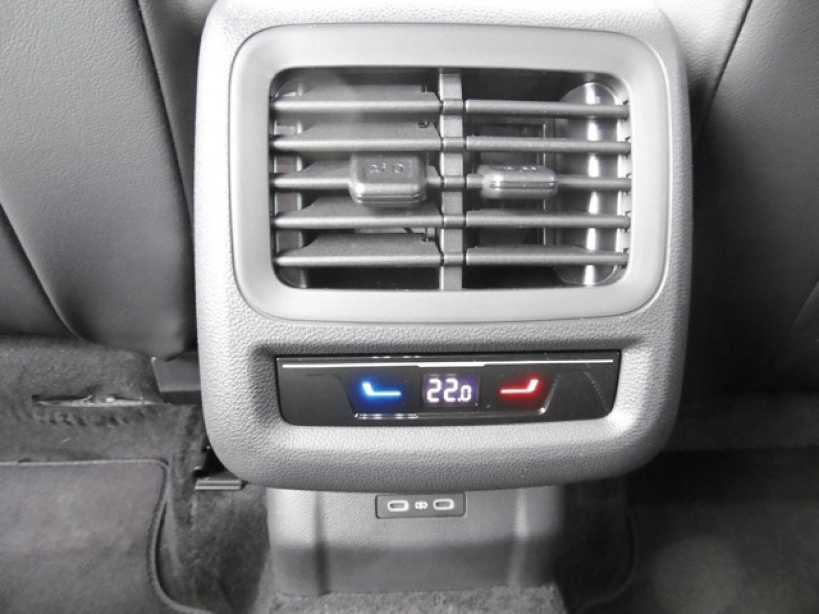 Volkswagen T-Roc – Bild 12