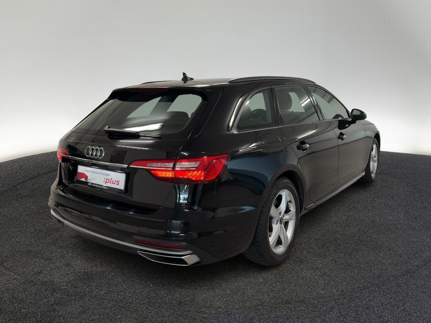 Bild über Audi A4 Avant advanced 35 TFSI S tronic - für weitere Informationen kontaktieren Sie den Audi Partner