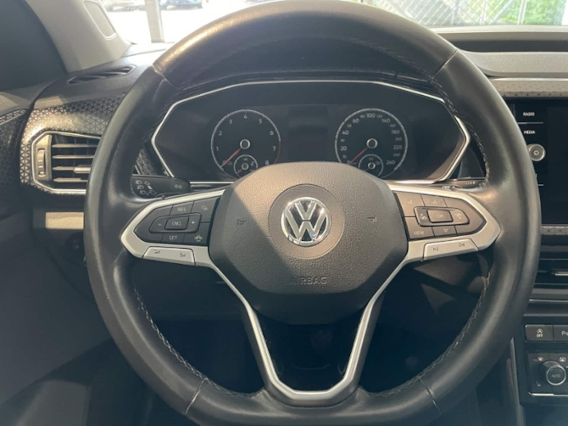 Volkswagen T-Cross Style
