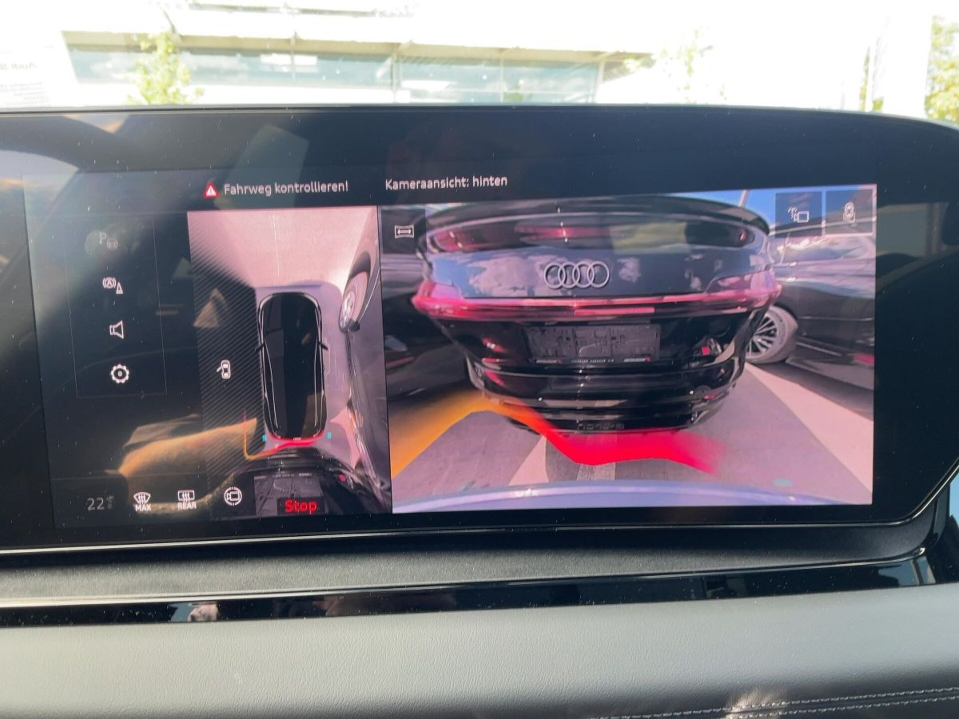 Audi SQ6 SUV e-tron