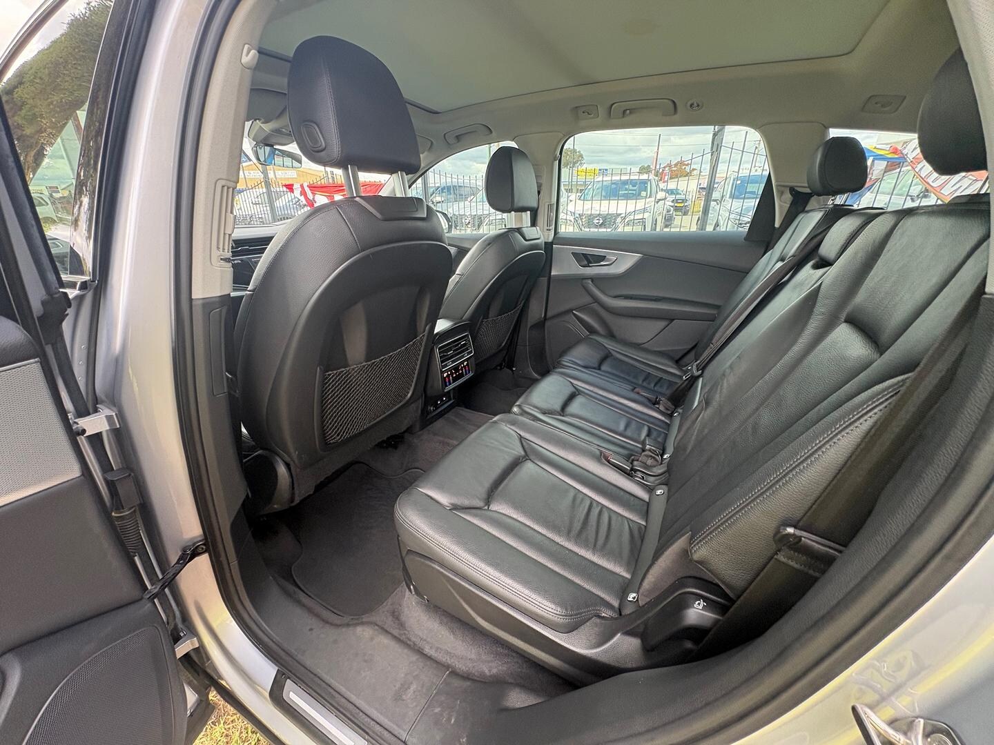 Image about Audi Q7 50 TDI quattro tiptronic