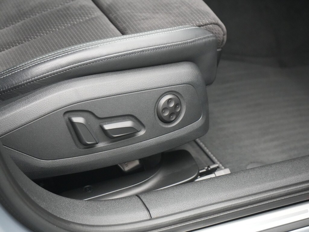 Image about Audi S4 Avant 3.0 TFSI quattro tiptronic