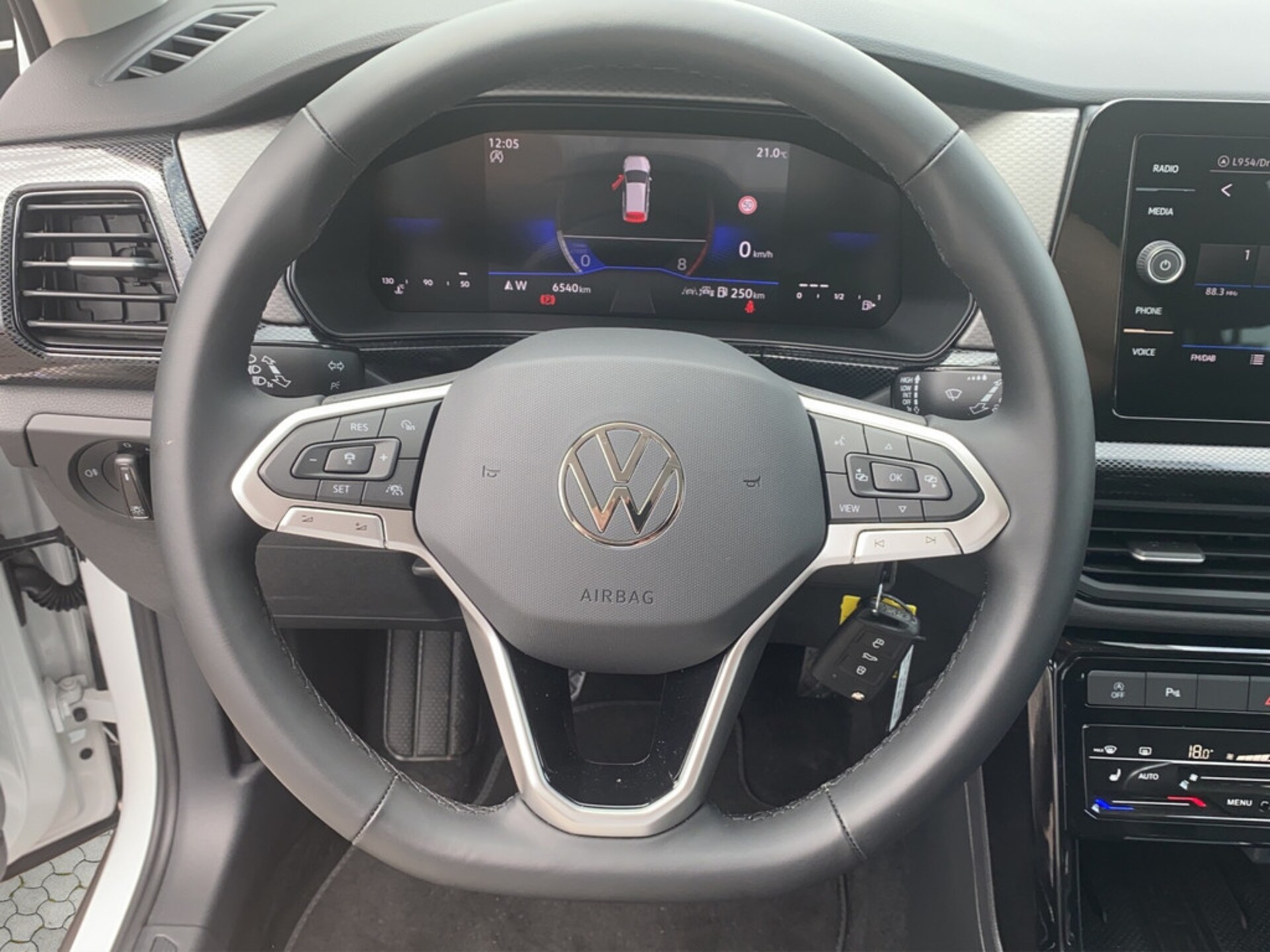 Volkswagen T-Cross Life
