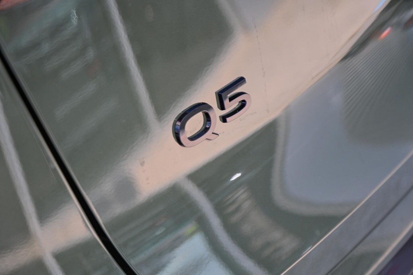 Image about Audi Q5 SUV e-hybrid quattro S tronic