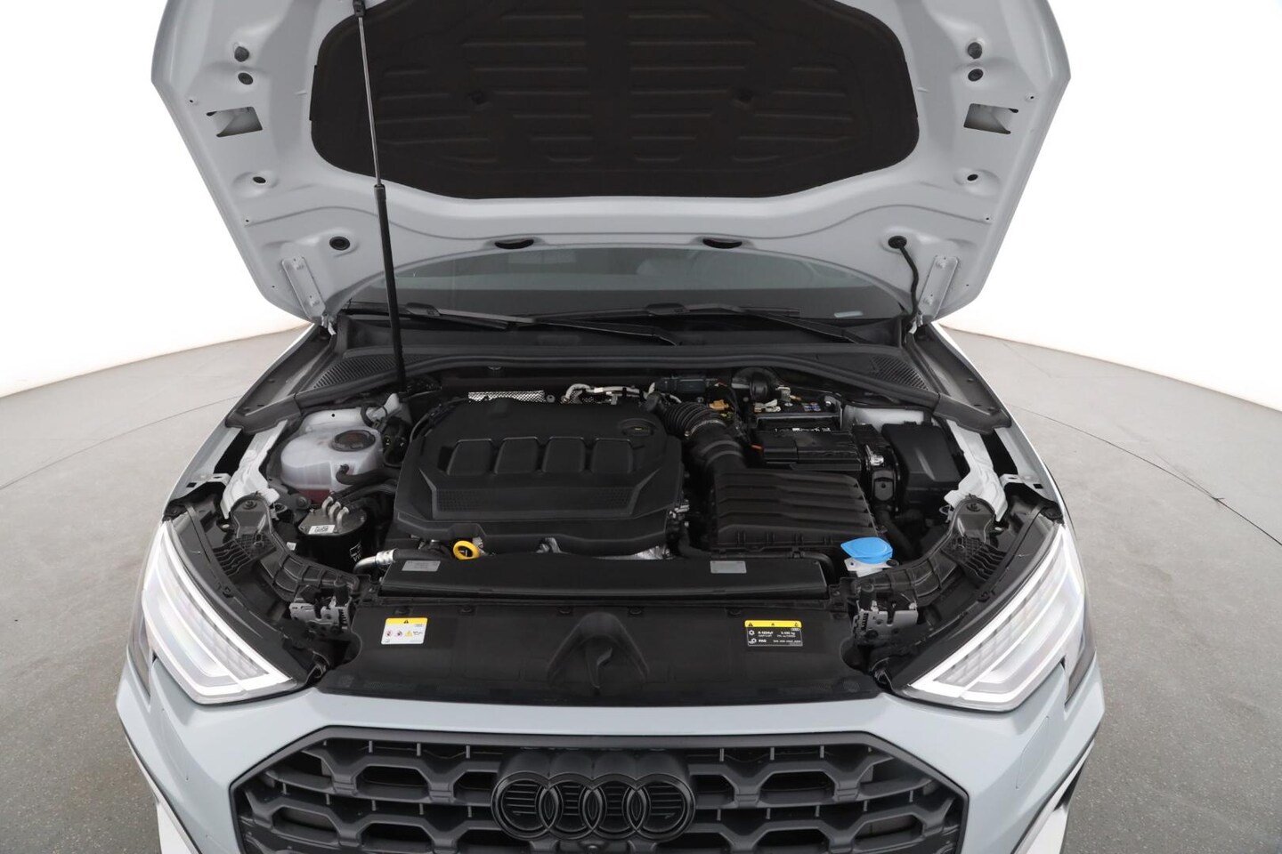 Bild über Audi A3 allstreet TDI 110 kW S tronic - für weitere Informationen kontaktieren Sie den Audi Partner