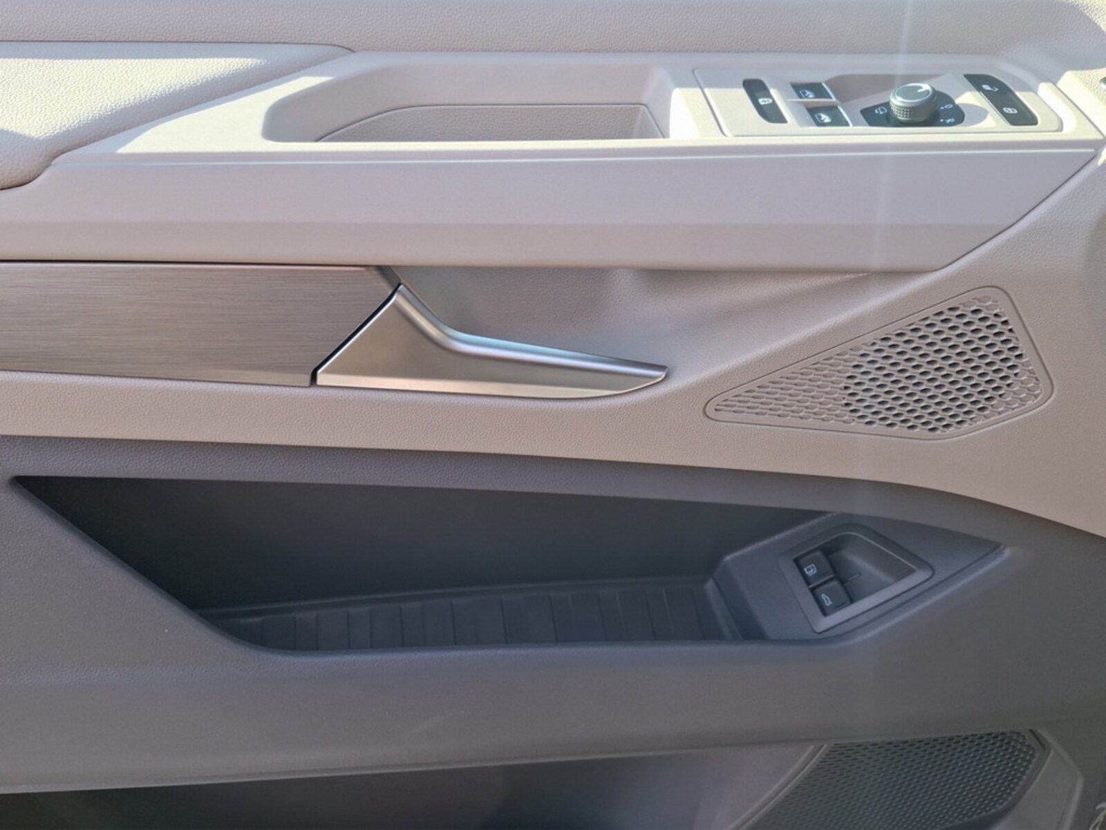 Volkswagen Multivan – Bild 14