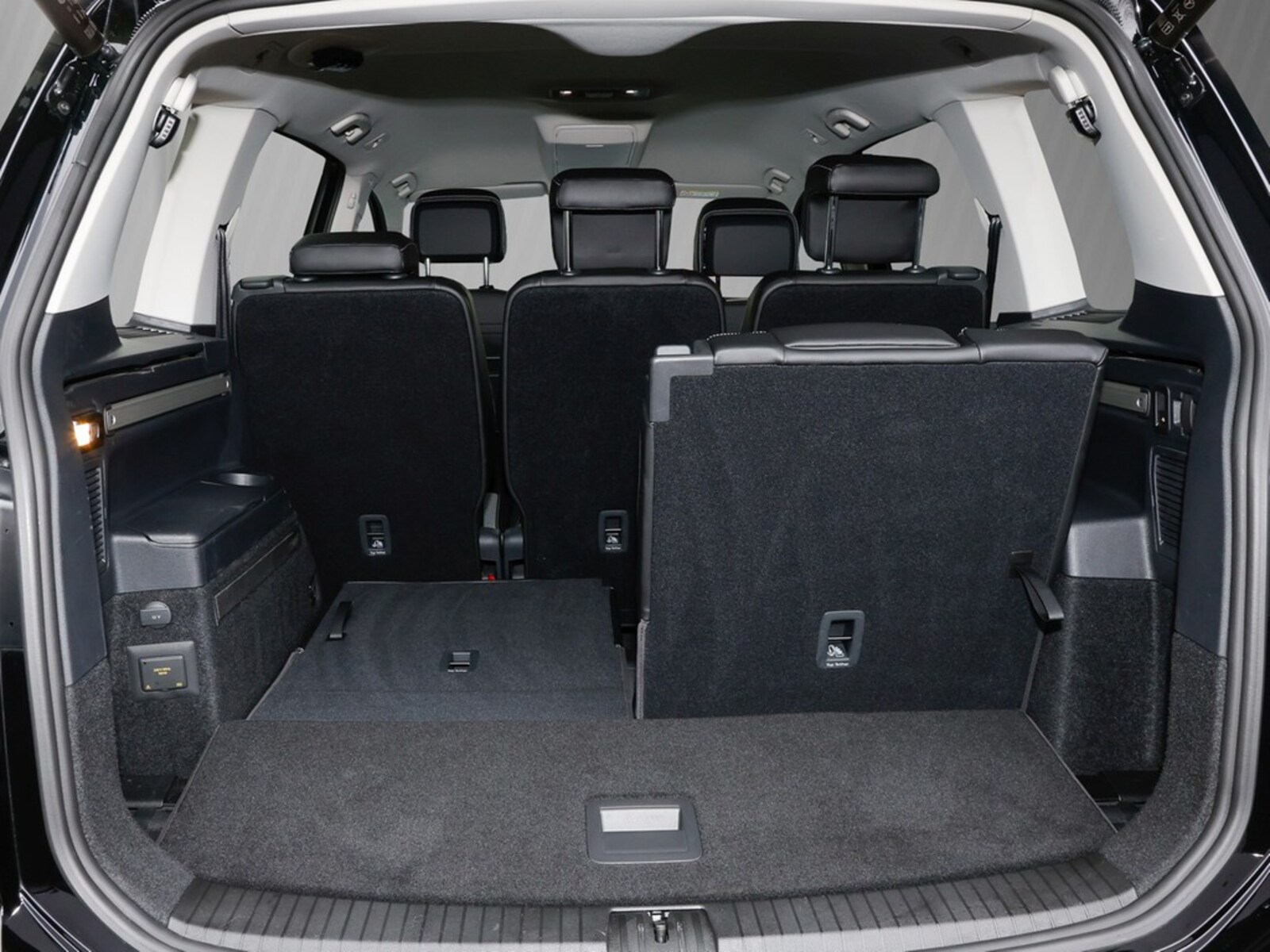 Volkswagen Touran – Bild 6