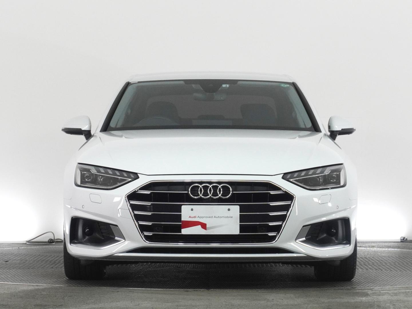 Audi A4 Sedan