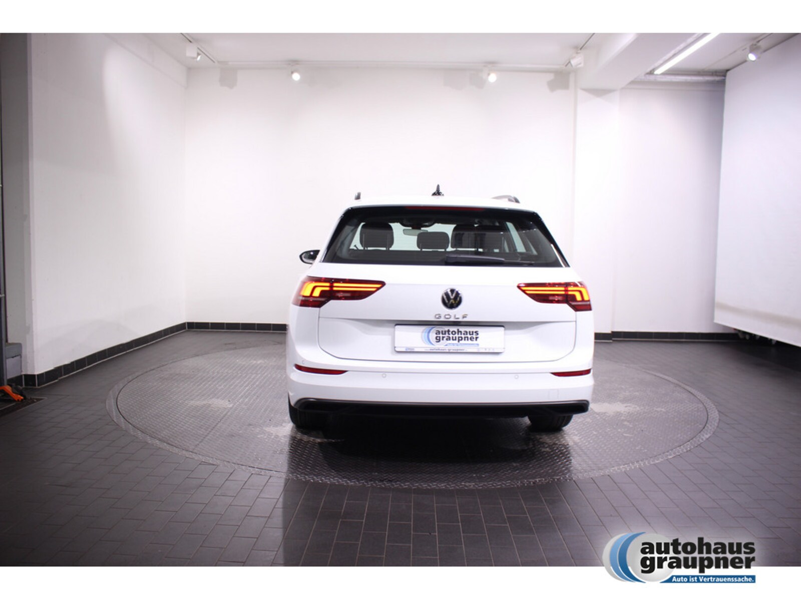 Volkswagen Golf Variant – Bild 3
