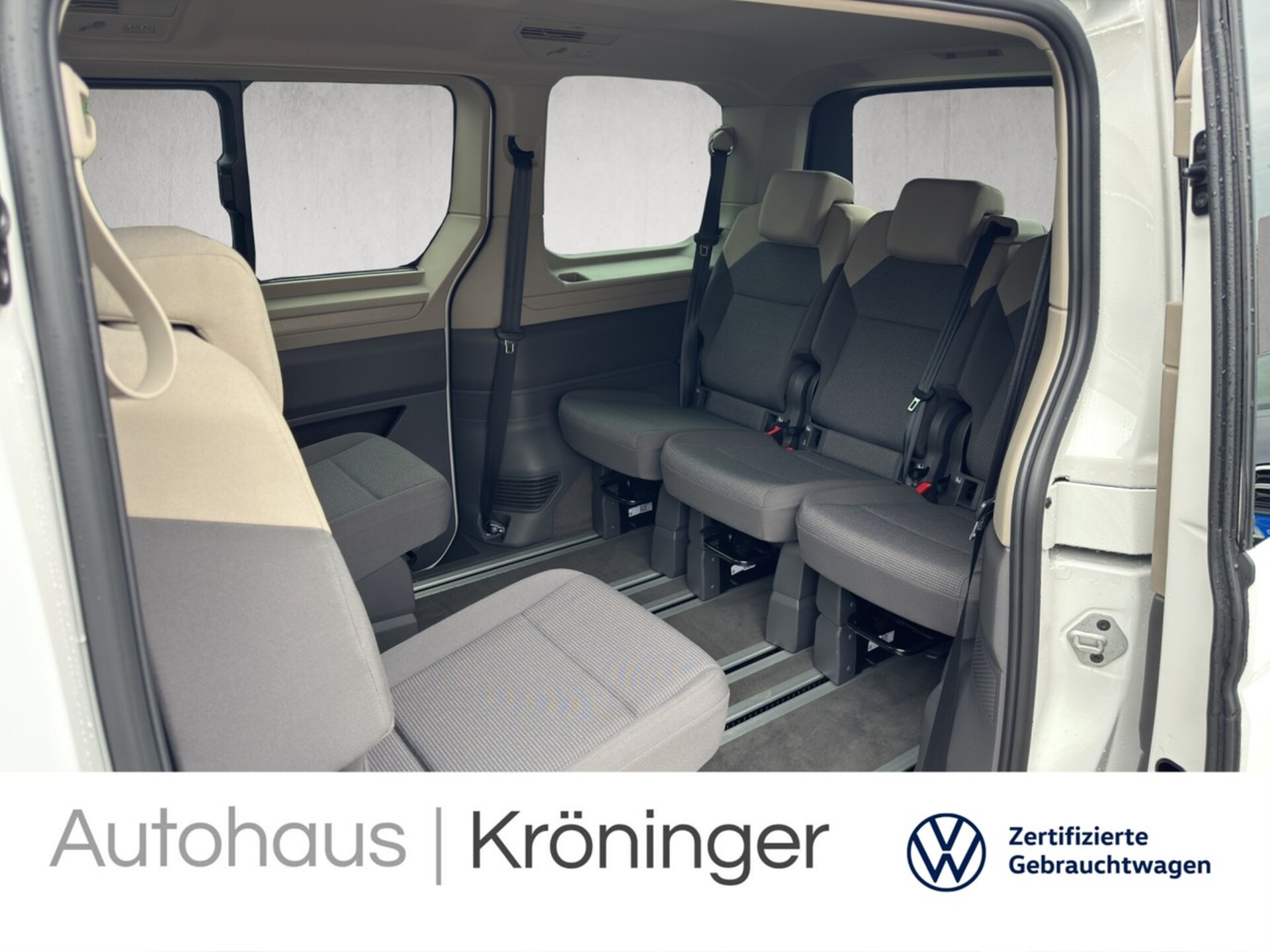 Volkswagen Multivan Basis-Modell
