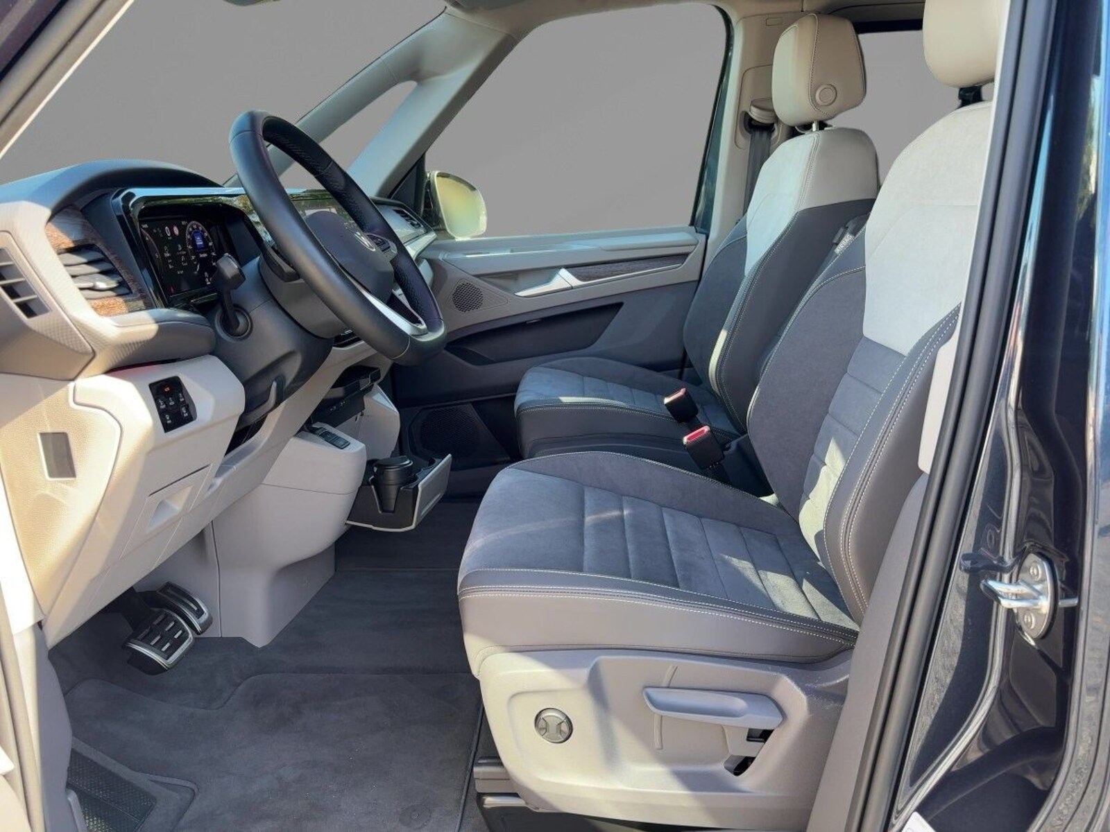 Volkswagen Multivan – Bild 6