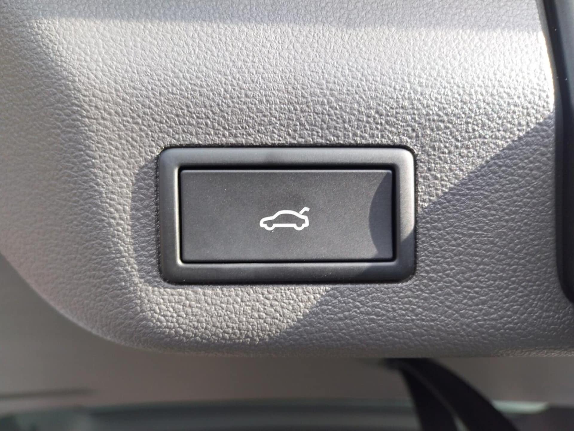 Volkswagen Multivan długi rozstaw osi Life
