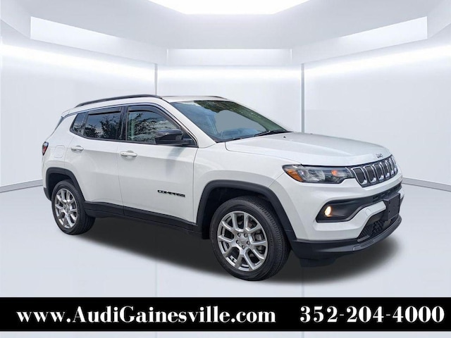 Photo of 2022 Jeep Compass 