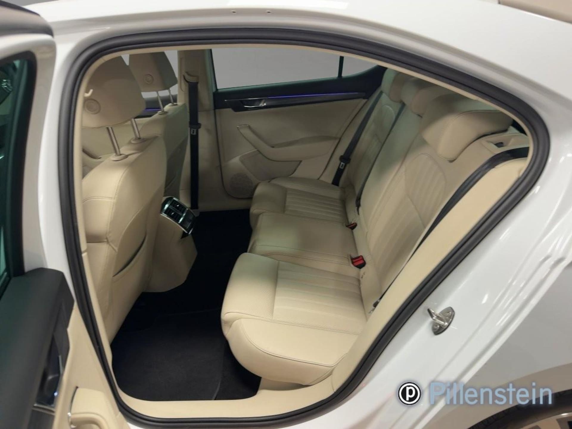 Skoda Superb PREMIUM EDITION