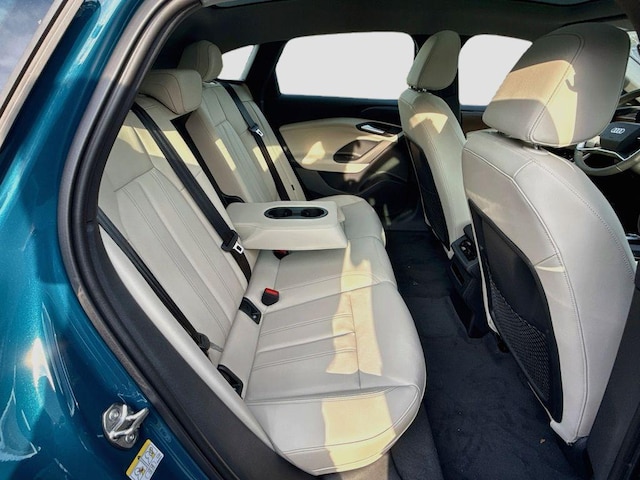 2025 Audi A6 Sportback e-tron Premium - Photo 30