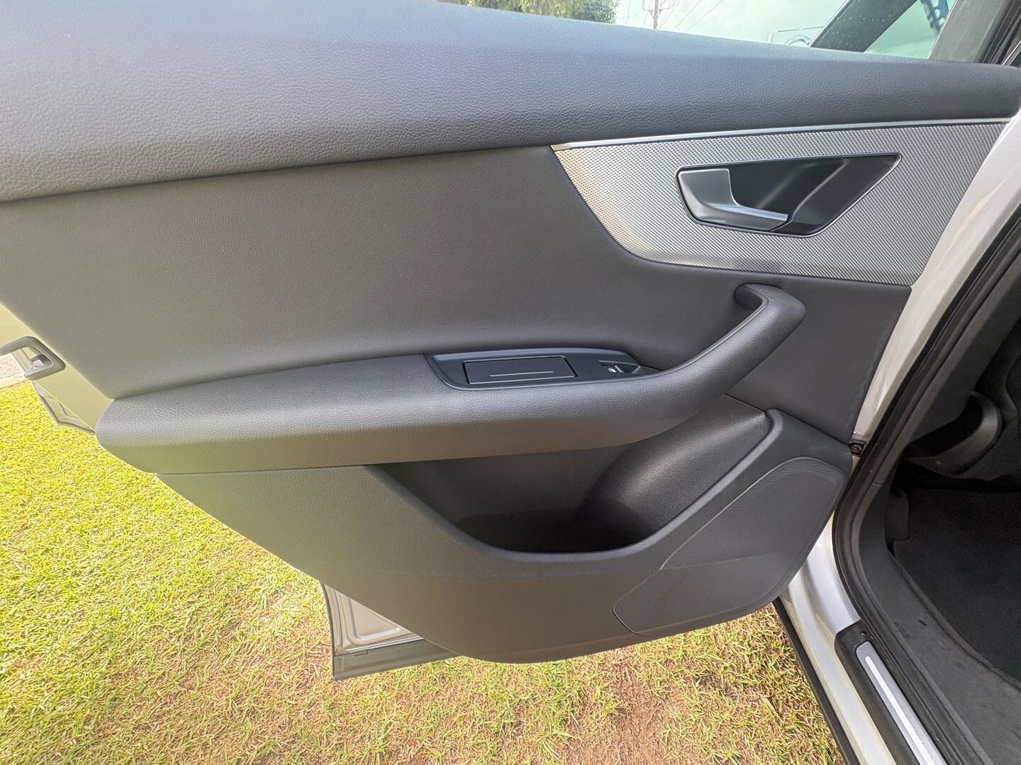 Image about Audi Q7 50 TDI quattro tiptronic