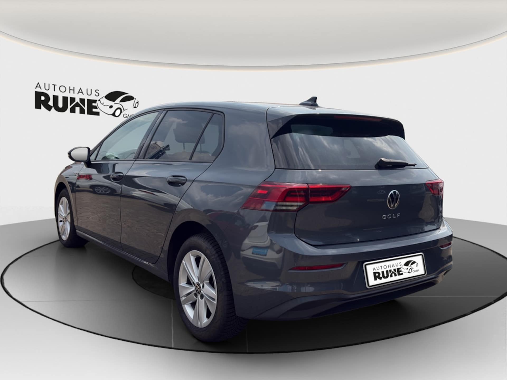 Volkswagen Golf Life