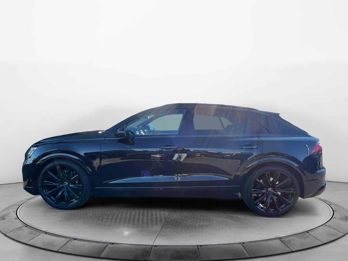 Bild über Audi SQ8 SUV TFSI quattro tiptronic - für weitere Informationen kontaktieren Sie den Audi Partner