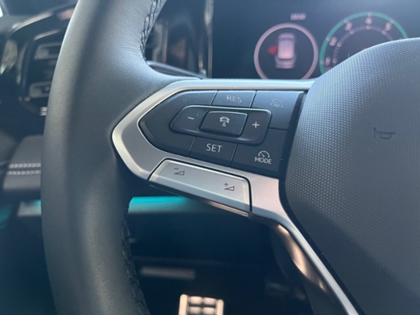 Volkswagen Tiguan – Bild 15