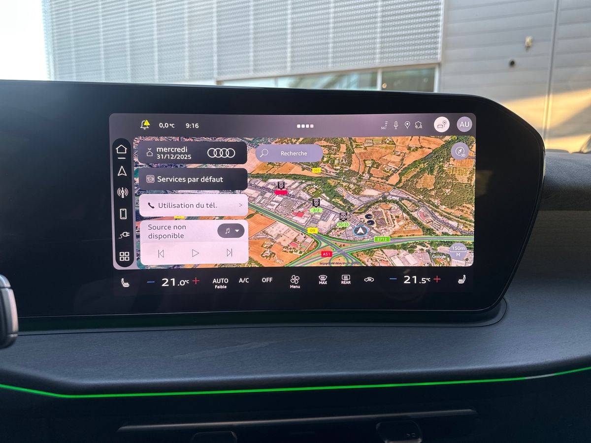 Image about Audi Q3 Sportback e-hybrid Design e-hybrid 272 ch S tronic