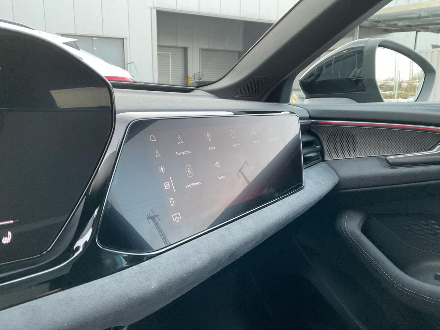 Bild über Audi A5 Limousine TFSI quattro 150 kW S tronic - für weitere Informationen kontaktieren Sie den Audi Partner