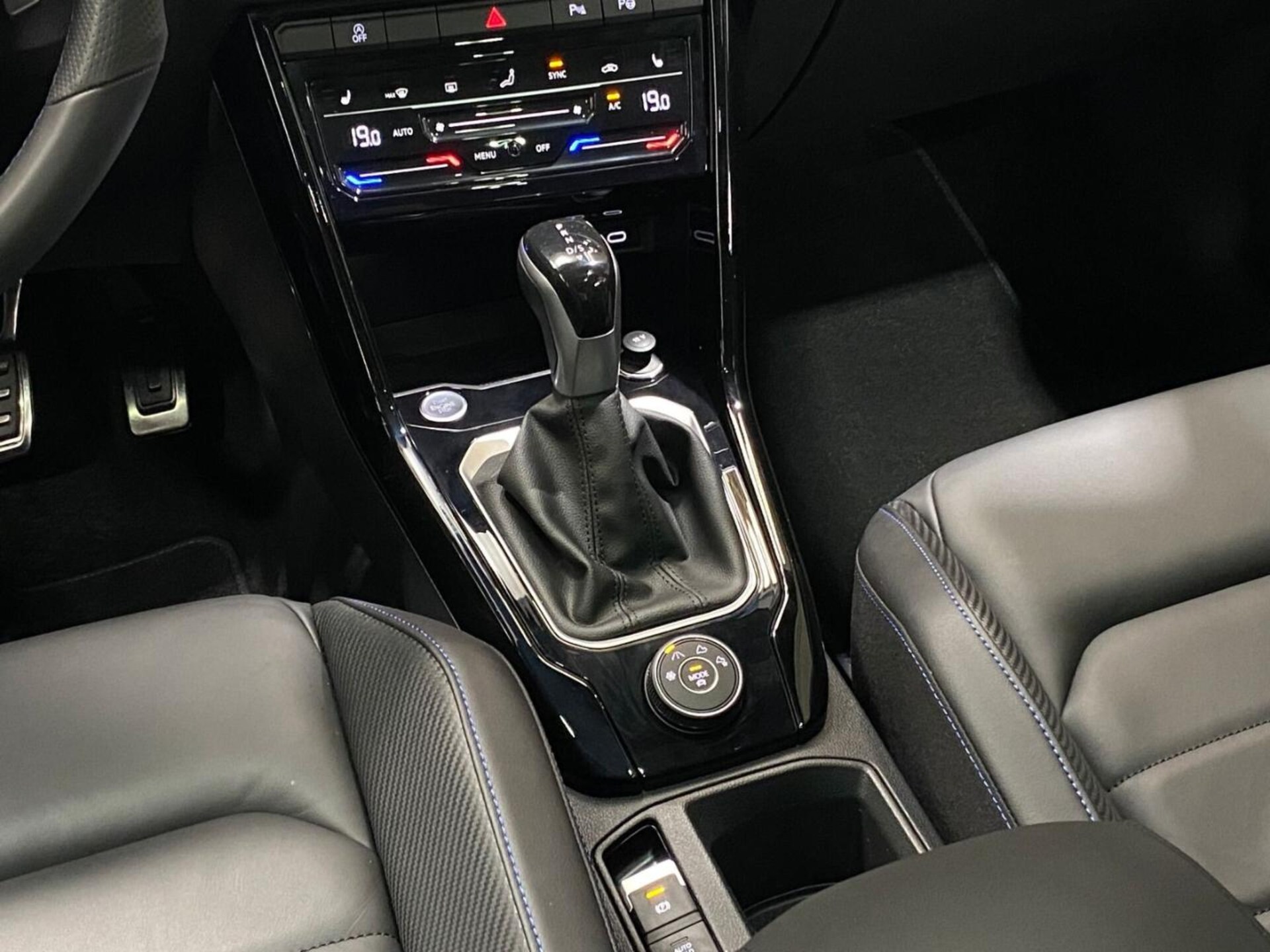 Volkswagen T-Roc R