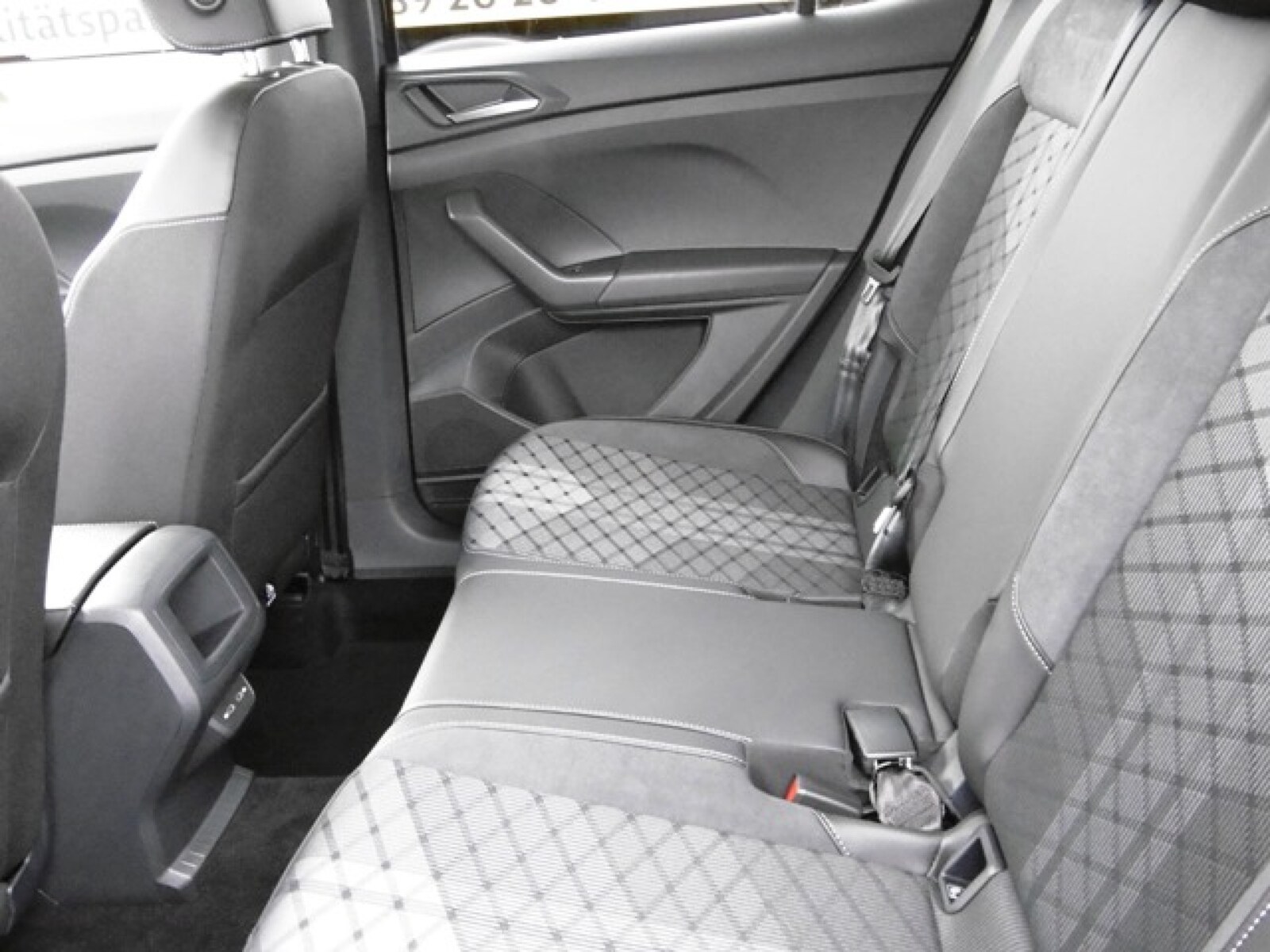 Volkswagen T-Cross – Bild 8