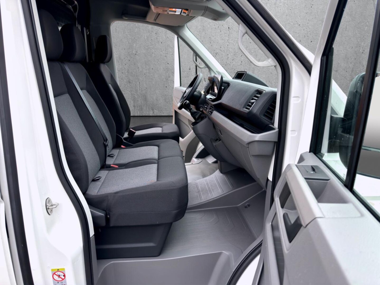 Volkswagen Crafter Kasten mittlerer Radstand – Bild 14