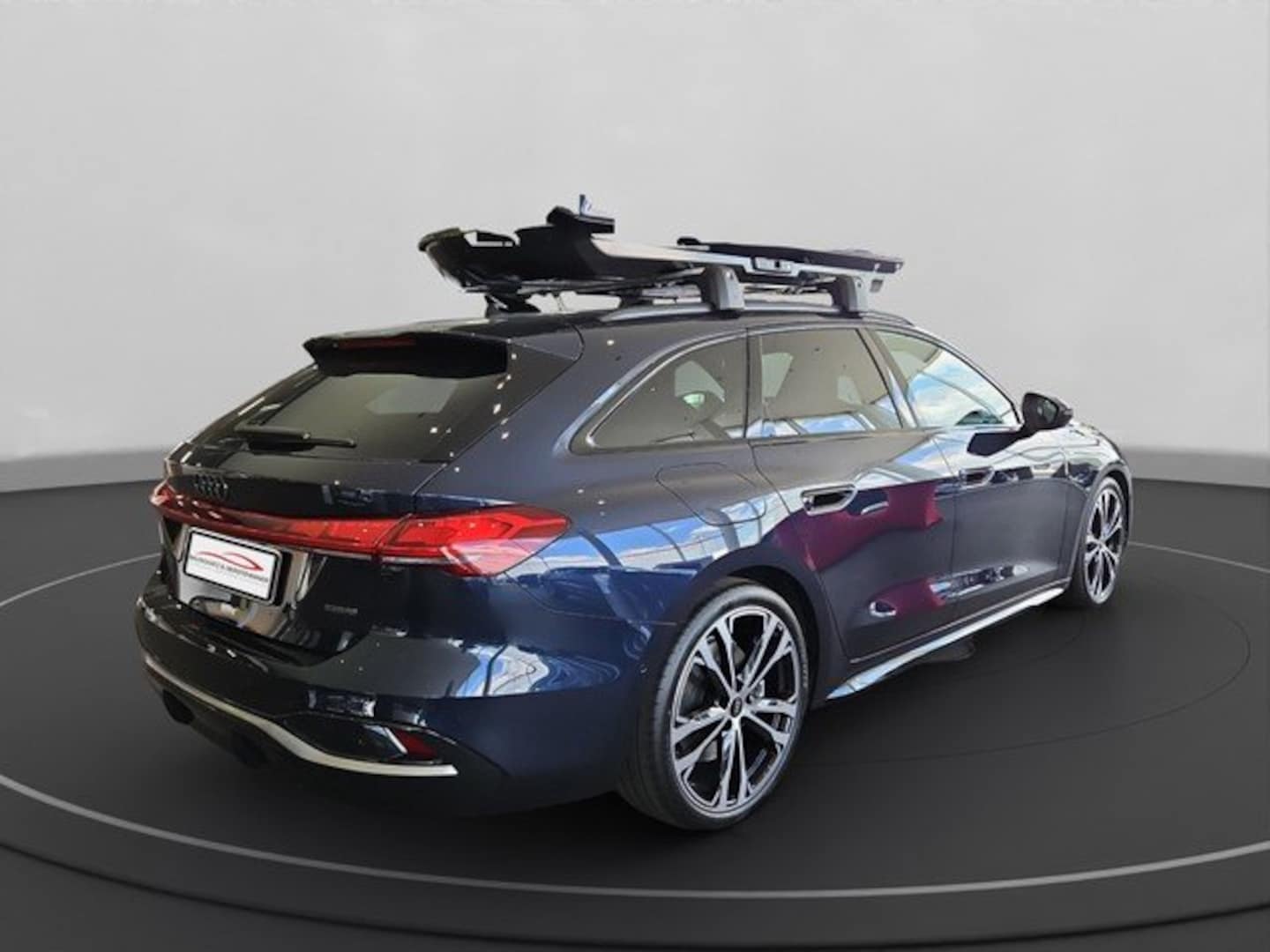 Bild über Audi A5 Avant TDI quattro 150 kW S tronic - für weitere Informationen kontaktieren Sie den Audi Partner