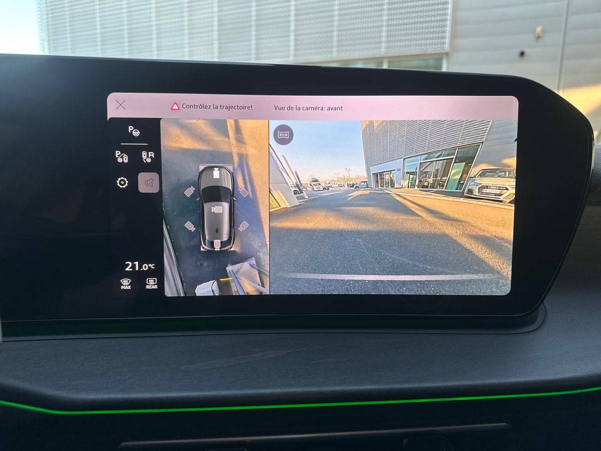 Image about Audi Q3 Sportback e-hybrid Design e-hybrid 272 ch S tronic