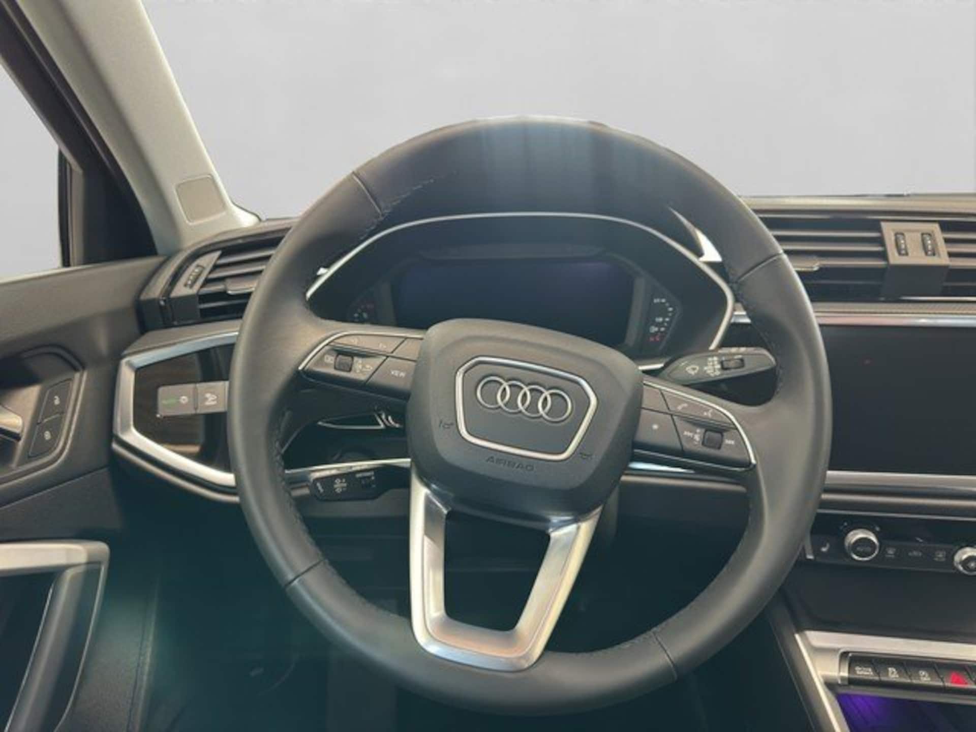 Audi Q3 Sportback S line